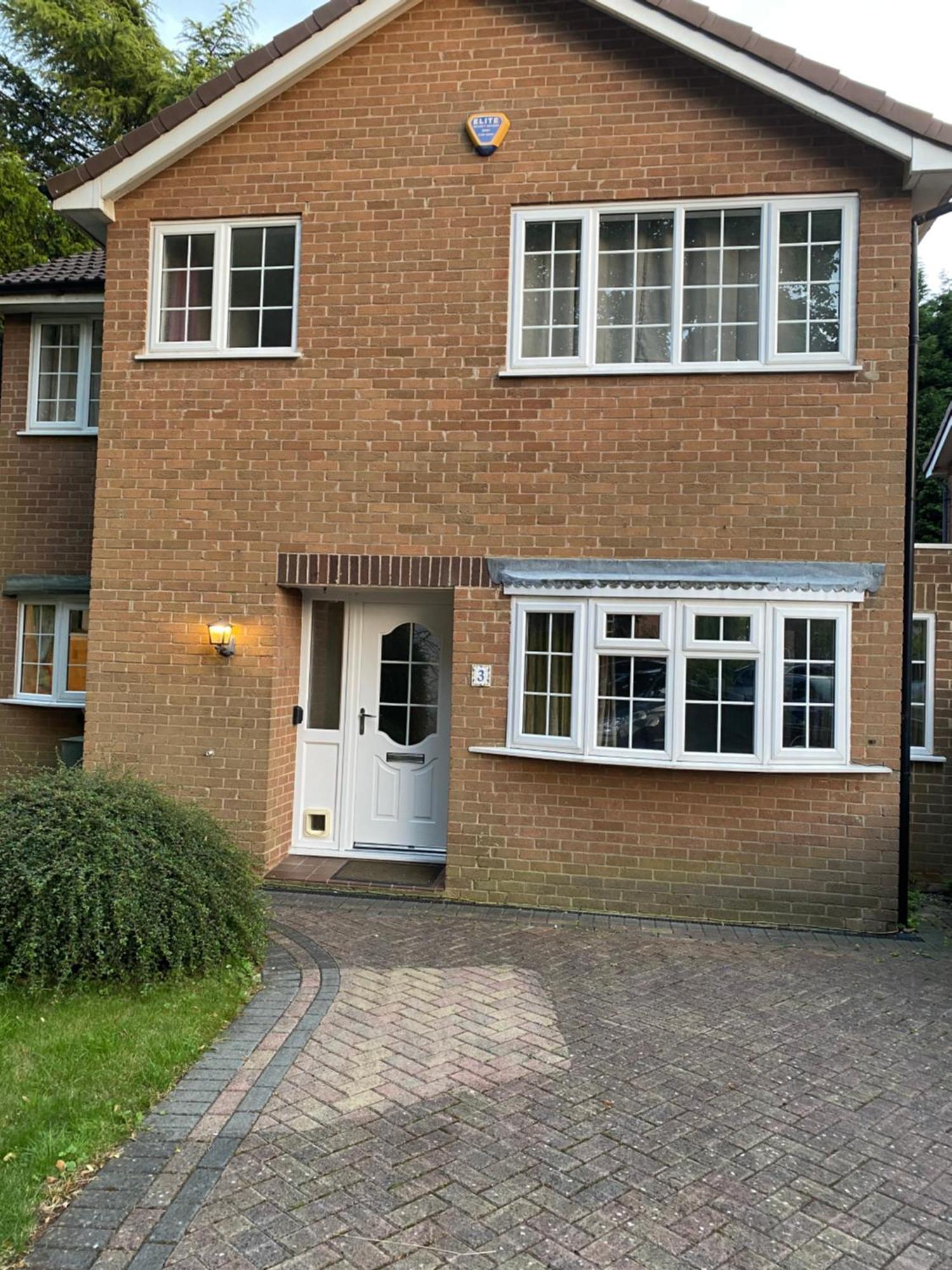 Whitaker Gardens Living Waters Villa Derby Exterior photo